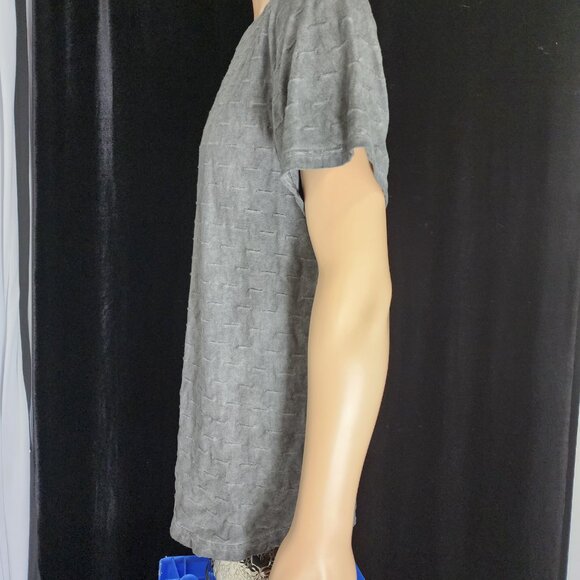 8IGTH/DSTRKT Gray T shirt Raised Lines Texture Stitching Size L Urban Wear - Picture 5 of 7